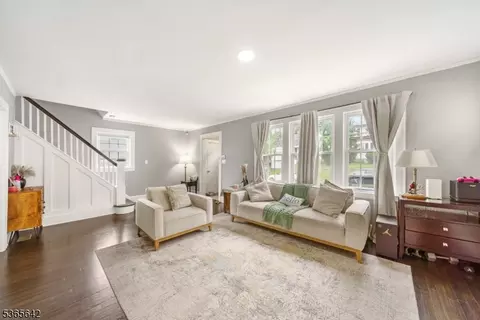 1134 Falls Ter, Union, NJ 07083