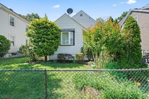 19 E Sunset Ave, Red Bank, NJ 07701