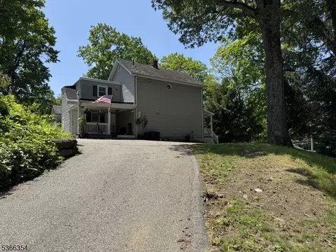 140 Boonton Ave, Butler, NJ 07405