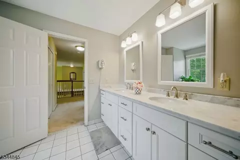 2 Wakefield Dr, Hackettstown, NJ 07840 photo 40