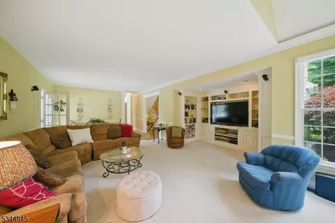 2 Wakefield Dr, Hackettstown, NJ 07840 photo 24