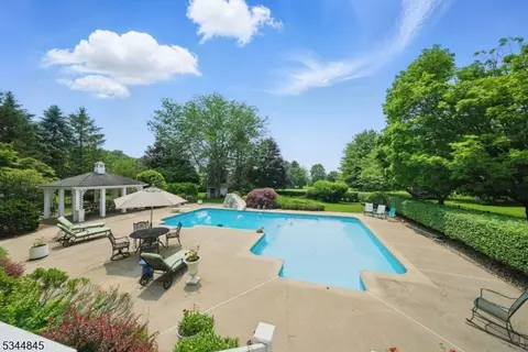 2 Wakefield Dr, Hackettstown, NJ 07840 photo 33