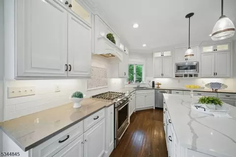 2 Wakefield Dr, Hackettstown, NJ 07840 photo 18