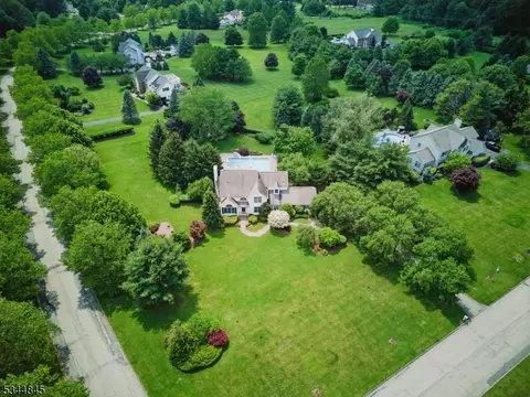 2 Wakefield Dr, Hackettstown, NJ 07840 photo 46