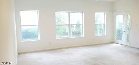 611 Brittany Dr #611, Wayne, NJ 07470