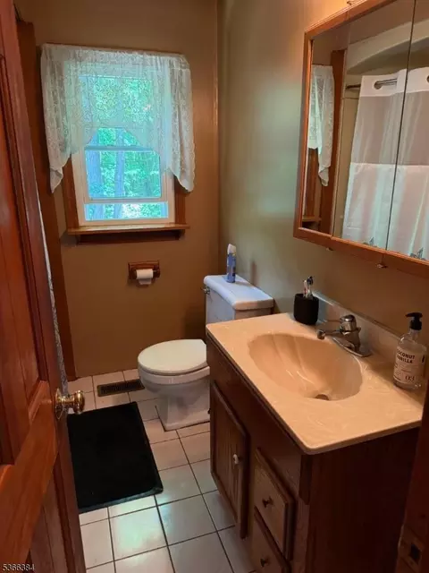 39 Chickadee Ln, Hewitt, NJ 07421 photo 13