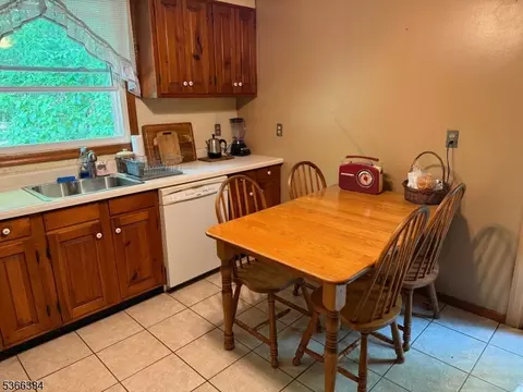 39 Chickadee Ln, Hewitt, NJ 07421 photo 7