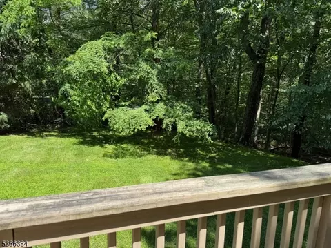 39 Chickadee Ln, Hewitt, NJ 07421 photo 20