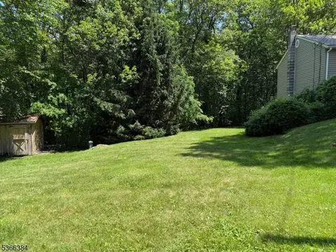 39 Chickadee Ln, Hewitt, NJ 07421 photo 26