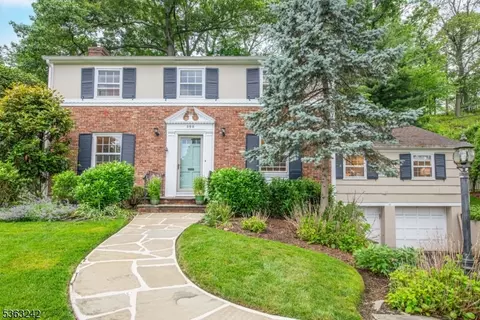 590 Highland Ave, Upper Montclair, NJ 07043