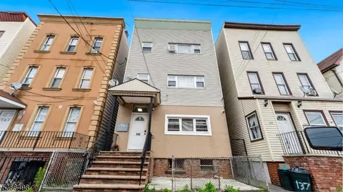 139 Ripley Pl, Elizabeth City, NJ 07206