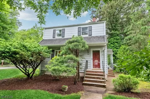 330 Vesta Ct, Ridgewood, NJ 07450