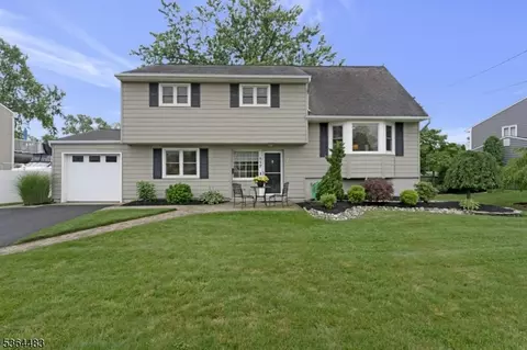 117 Osceola Ave, Middlesex, NJ 08846