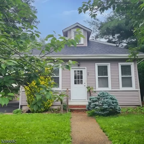 16 Ransome Pl, Plainfield, NJ 07063