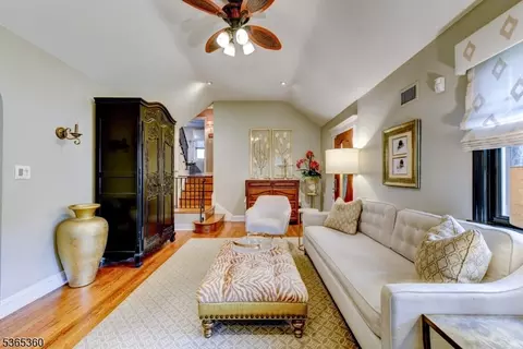 99 Chestnut Dr, Wayne, NJ 07470 photo 17