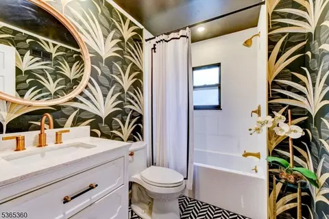 99 Chestnut Dr, Wayne, NJ 07470 photo 25