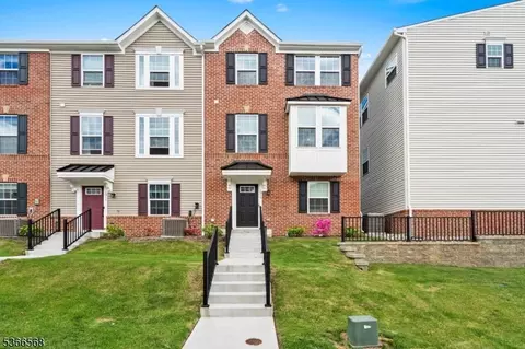 1915 Switzer Ave, Parlin, NJ 08859