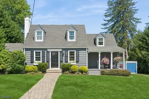 64 Cedar Rd, Watchung, NJ 07069