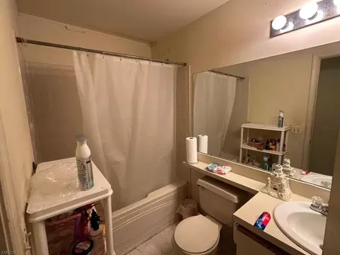 24 Krueger Ct, Newark, NJ 07103 photo 22