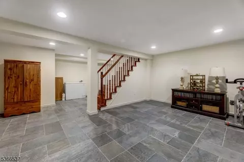 19 Mountain Ridge Dr, Wayne, NJ 07470 photo 20