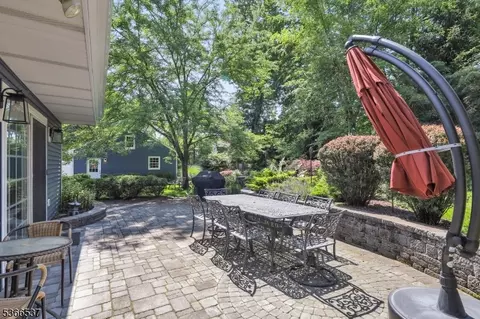 19 Mountain Ridge Dr, Wayne, NJ 07470 photo 22