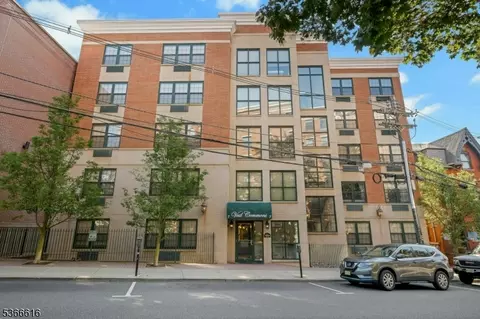 7 Prospect St #510, Morristown, NJ 07960