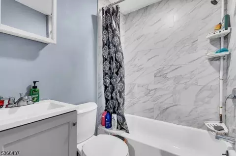 429 John St, Plainfield, NJ 07060 photo 7