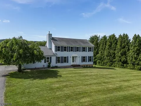 76 Stewartsville, Stewartsville, NJ 08886