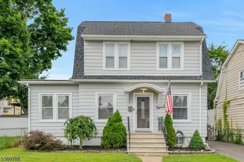 18 Gillies St, Clifton, NJ 07013