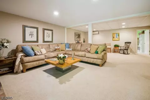 48 Dexter Dr N, Basking Ridge, NJ 07920 photo 14