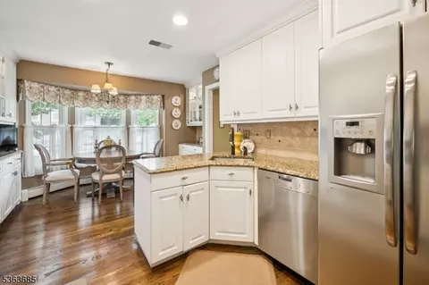 48 Dexter Dr N, Basking Ridge, NJ 07920 photo 11