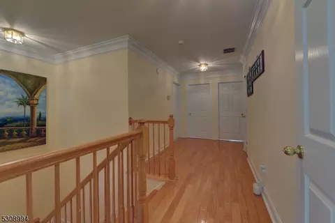 140 Levinberg Ln, Wayne, NJ 07470 photo 24