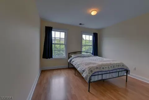 140 Levinberg Ln, Wayne, NJ 07470 photo 26