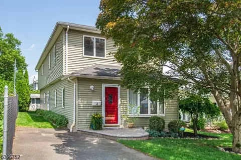 2 Jacksonville Dr, Parsippany, NJ 07054