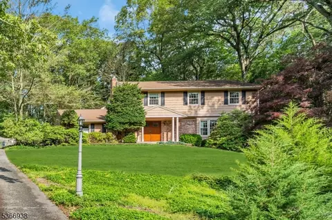 87 Edward Dr, Ringwood, NJ 07456