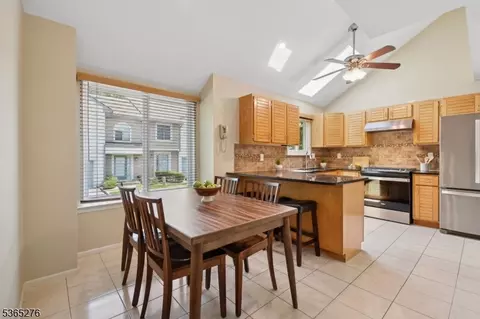 2507 Park Pl, Springfield, NJ 07081 photo 5