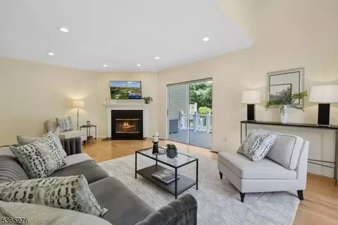 2507 Park Pl, Springfield, NJ 07081 photo 9