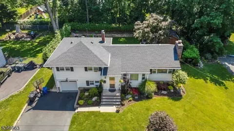 46 Leonard Dr, Waldwick, NJ 07463 photo 21