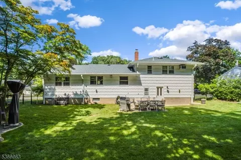 46 Leonard Dr, Waldwick, NJ 07463 photo 19
