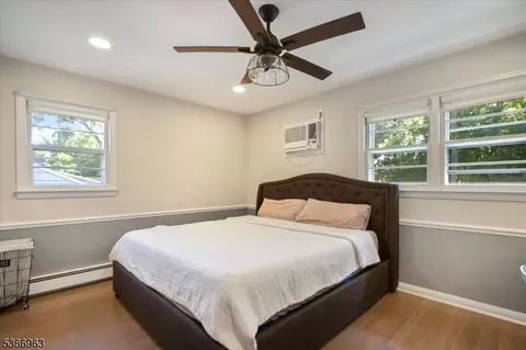 46 Leonard Dr, Waldwick, NJ 07463 photo 11