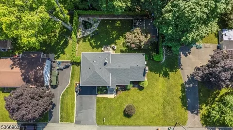 46 Leonard Dr, Waldwick, NJ 07463 photo 23