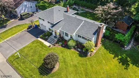 46 Leonard Dr, Waldwick, NJ 07463 photo 22