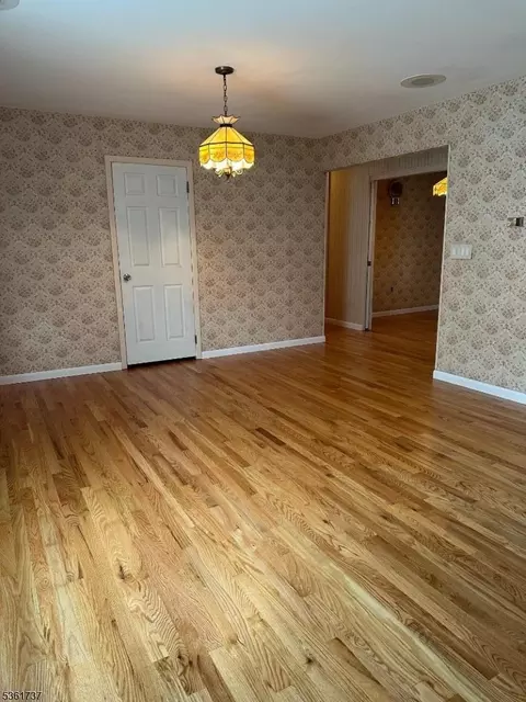 28 Stylon Rd, Wayne, NJ 07470 photo 8