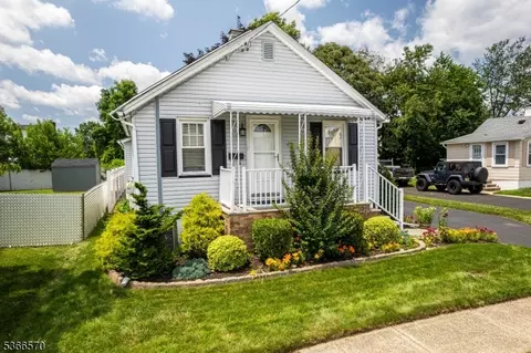 19 N 6th Ave, Manville, NJ 08835