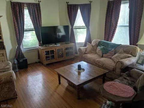 43 Main St, Hampton, NJ 08827 photo 10