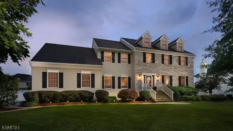 31 Burniston Ct, Hillsborough, NJ 08844