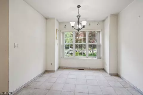 71 Butternut Dr, Wayne, NJ 07470 photo 15