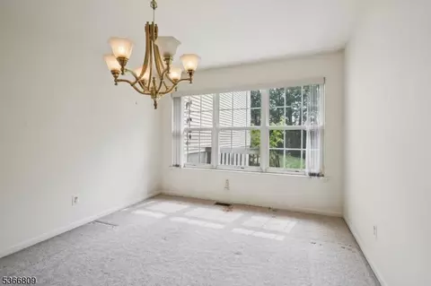 71 Butternut Dr, Wayne, NJ 07470 photo 10