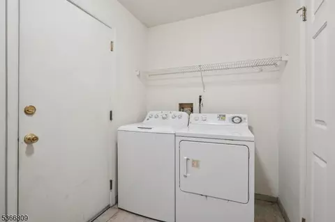 71 Butternut Dr, Wayne, NJ 07470 photo 16
