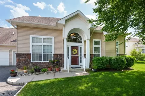 704 Schindler Dr, Monmouth Junction, NJ 08852